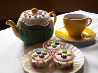 ravelry Frankie Brown Tea Pot Cozy